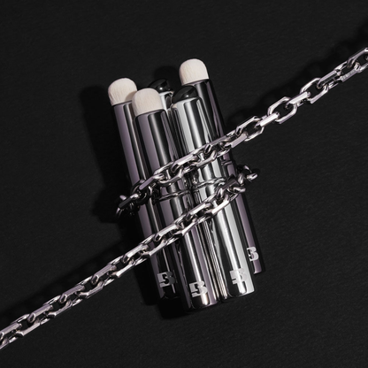 BRAYE Fingertip Brush – Lip & Cheek Makeup Brush (2 Types)