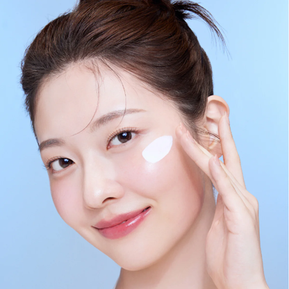 Luvum Bamboo Hyaluronic Moisture Sun Cream SPF50+ PA++++ 30ml – Korean Skincare Australia