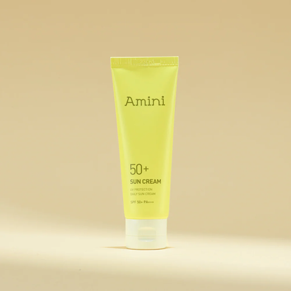 AMINI Daily Sun Moisturizing Sunscreen 50ml - No white cast 
| Non-sticky 
| Fresh sensation