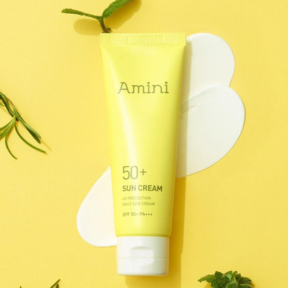 AMINI Daily Sun Moisturizing Sunscreen 50ml - No white cast 
| Non-sticky 
| Fresh sensation